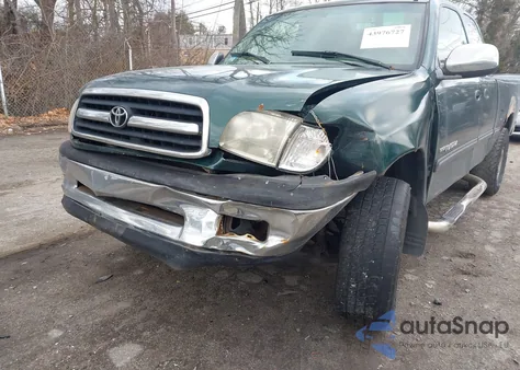 2000 Toyota Tundra Sr5 V8 z USA, uszkodzony, nr VIN 5TBBT4413YS052489